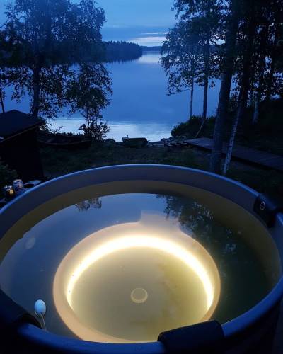 @muukkonenanne | Kuvassa valopalju | Kirami kesäkuvakilpailu 2019