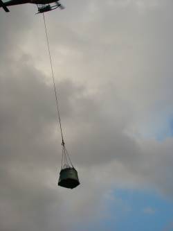 Paljukuljetuksissa apuna myös nosturi ja helikopteri | Kirami