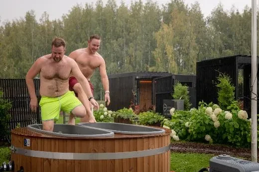 Voit valita, haluatko kylpeä kylmässä, lämpimässä tai kuumassa altaassa | Twinny