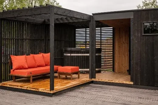 Kirami FinVision® --pergola Misty laadukasta muotoilua ja viimeistelyä