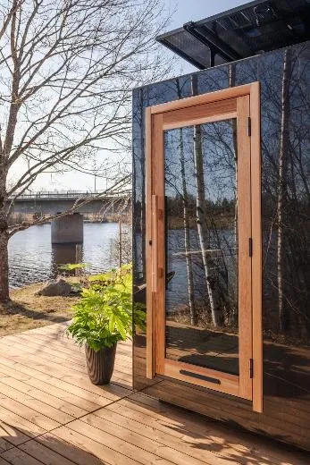 Kirami FinVision® -sauna M Zero (GlowBlack and CoralWhite)_sauna door